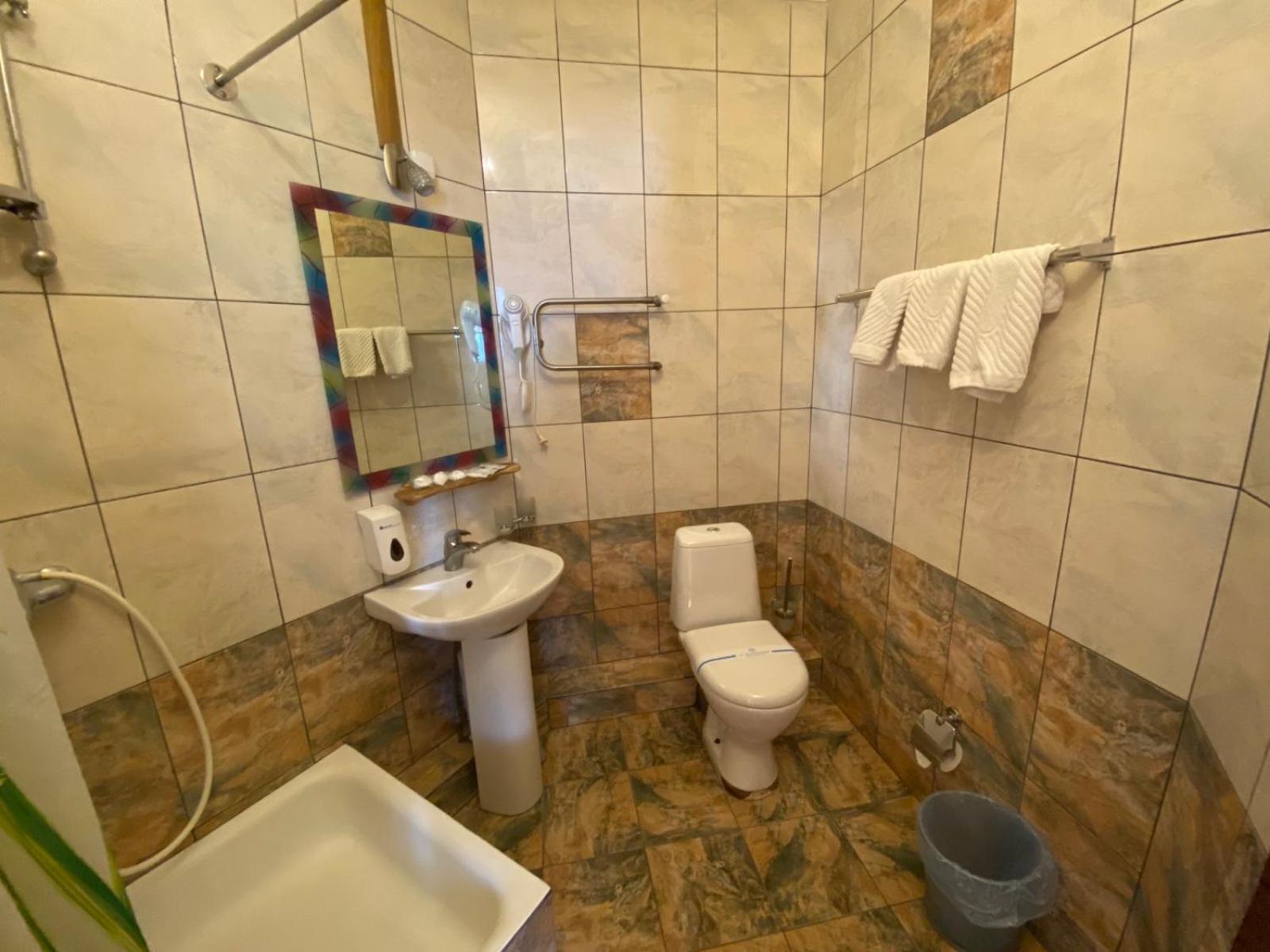 Tisa Hotel Petropavlovskaya Borshchagovka Екстериор снимка