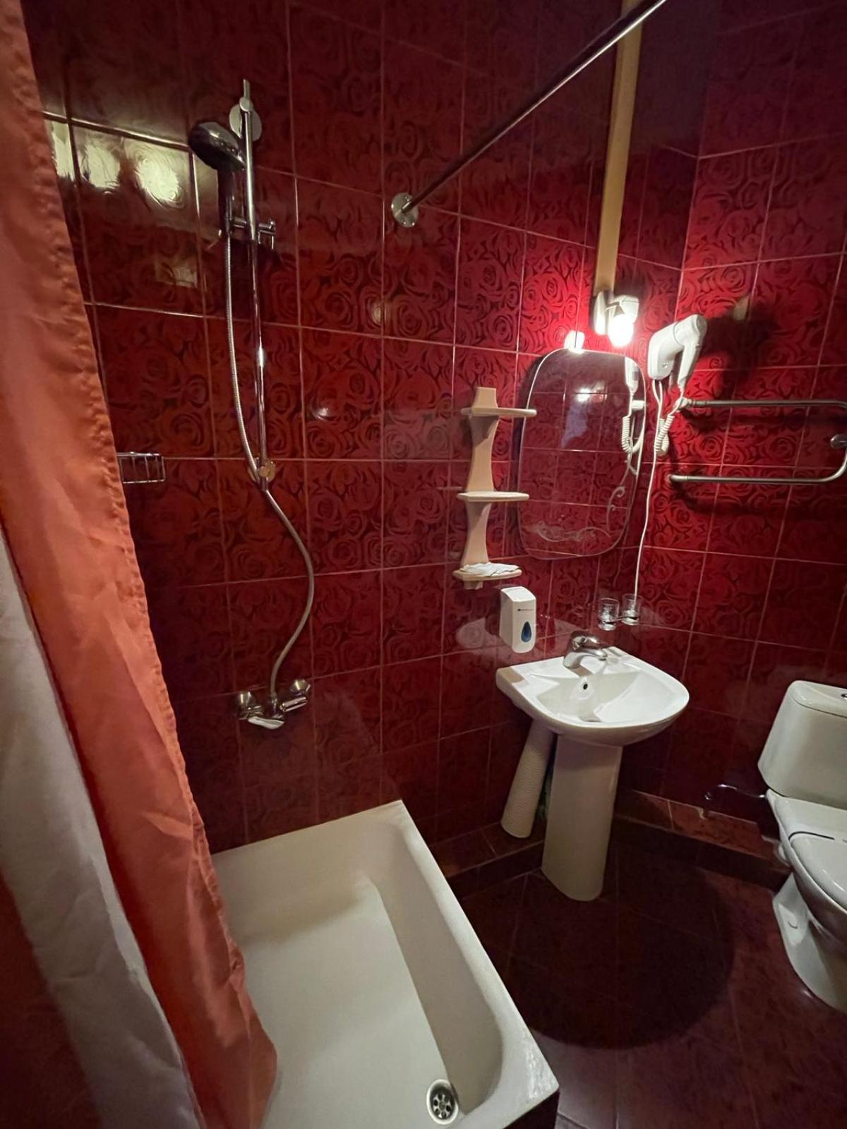 Tisa Hotel Petropavlovskaya Borshchagovka Екстериор снимка