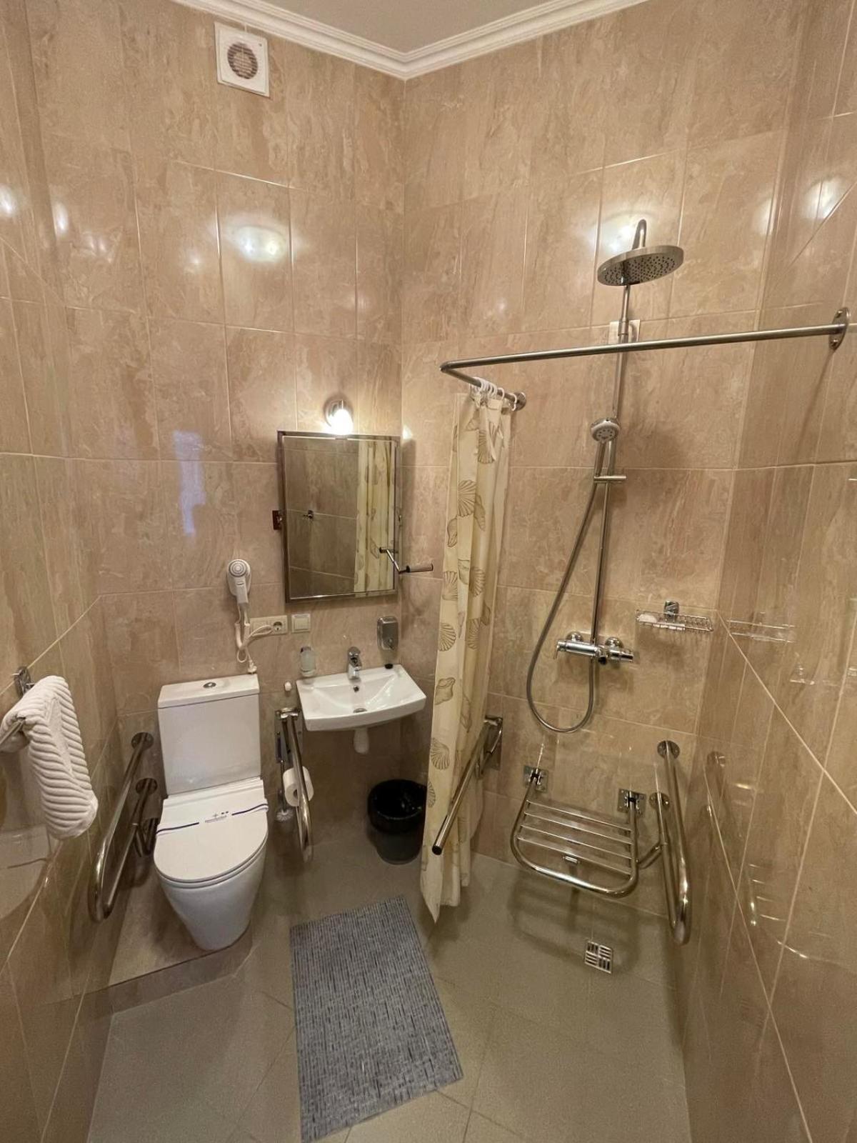 Tisa Hotel Petropavlovskaya Borshchagovka Екстериор снимка